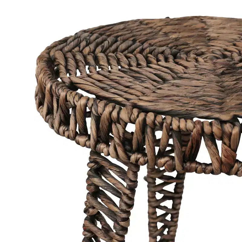 Boho-Couchtisch aus Wasserhyazinthe mit runder dreibeiniger Basis