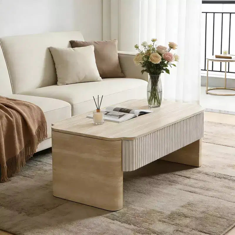 Moderner Couchtisch mit aufklappbarer Platte, geriffelten Paneelen und Schubladen