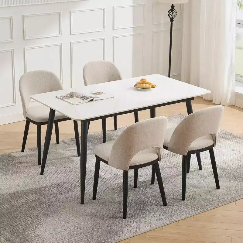 Gepolsterte Esszimmerstühle, moderner Stoff, hohe Rückenlehne, tiefer Sitz, Holzbeine, hohle Küchenstühle für das Esszimmer